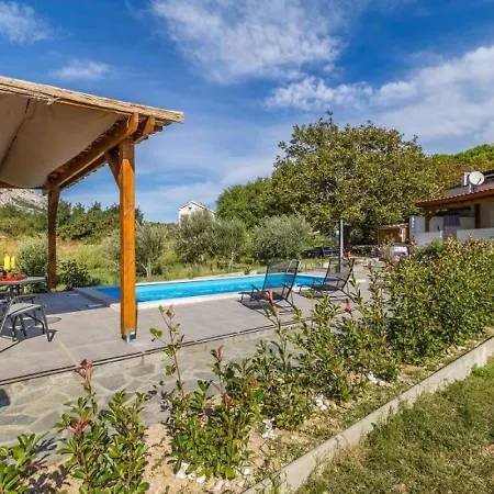 Gæstehus U Kuci S Bazenom - Hacienda 3*