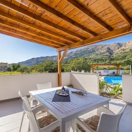 U Kuci S Bazenom - Hacienda Gasthof *